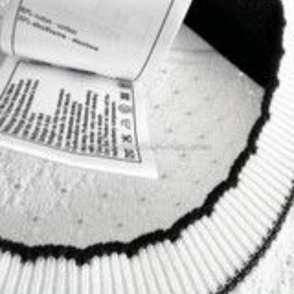 COPY - CHANEL 23C Embellished Logo Knit Top 32 - Picture 4 of 5